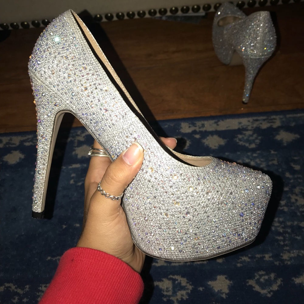 “Eye Candie” Complete Diamond Studded Heels